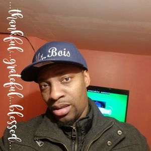 Meet your Posher, Louis